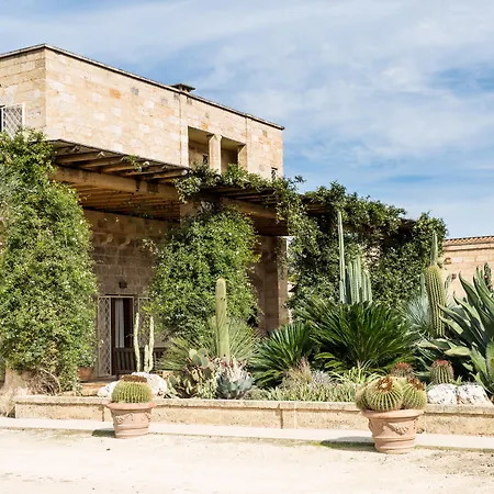 Bed & Breakfast Masseria Saietti 4*