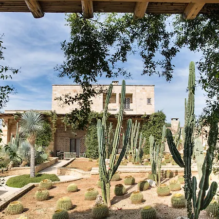 Masseria Saietti Bed & Breakfast 4*