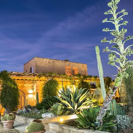 Bed & Breakfast Masseria Saietti 3*