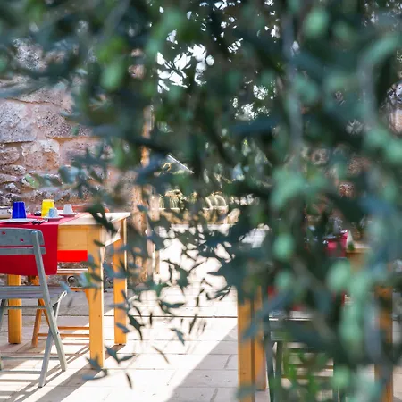 Oda ve Kahvaltı Masseria Saietti 4*