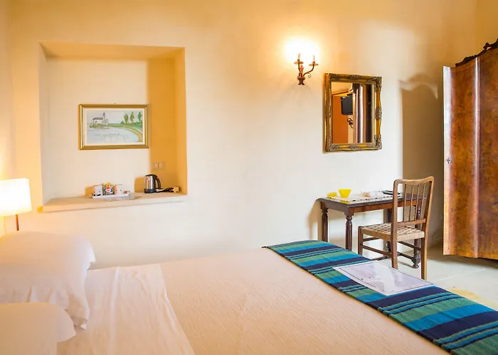 Masseria Saietti فندق مبيت وإفطار روفانو