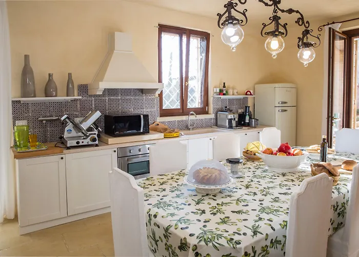 Masseria Saietti فندق مبيت وإفطار 4*