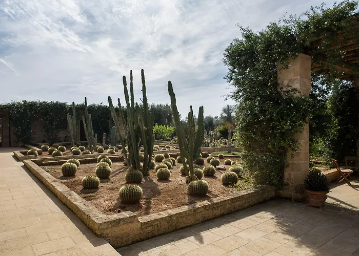 Masseria Saietti 4* روفانو